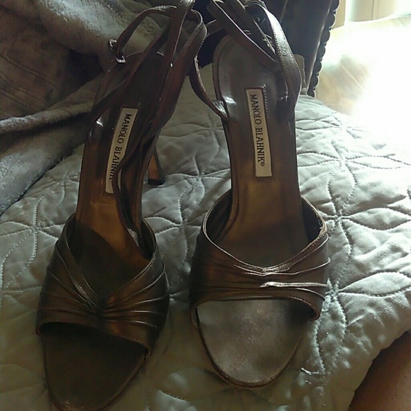 🌸 SOLD🌸    MANOLO BLAHNIKS-BRONZE - Picture 3 of 6